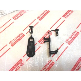 Toyota *NEW TOYOTA LAND CRUISER RAV4 FLOOR MAT RETENTION CLIPS BLK CARPET OEM 2 PIECES