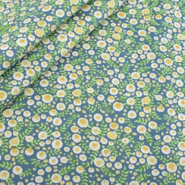 CraftsFabrics 8pcs 40cmx 50cm Green Floral Printed Fat Quarters Bundle 100% Cotton Fabric for Quilting, Scrapbooking, Sewing, Patchwork, Arts & Crafts, Baby Clothing, DIY Projects