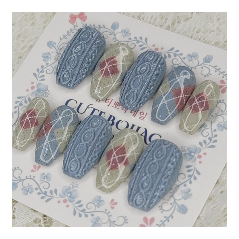 Argyle knit handmade nail tips, pedi tips - Oval M