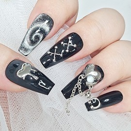 Unknown Black Handmade Nail Tips - Petite Almond / 언노운 블랙 수제네일팁 - 쁘띠 아몬드
