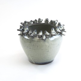 WGVI WGV Ceramic Bird Decor Bowl Vase, Pot Width 8.5”, Total Height 7.5", Birds on Rim Planter Pot for Accent Décor, Home Decoration, 1 Piece (CAV4209WT)