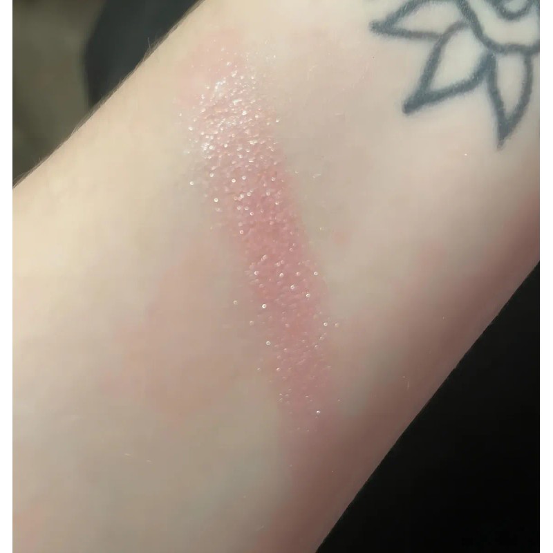 Fenty Beauty Iluminador y Rubor en Polvo Tono Wattabrat