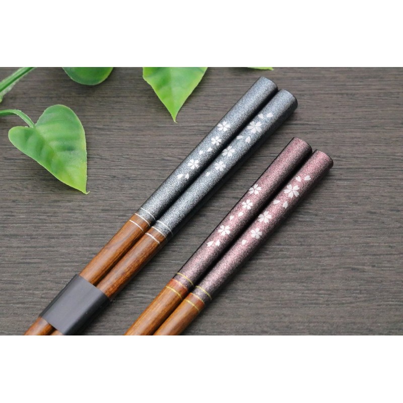 Ishida Chopsticks, Made in Japan, Black/Red Body Size: Chopsticks: 9.1