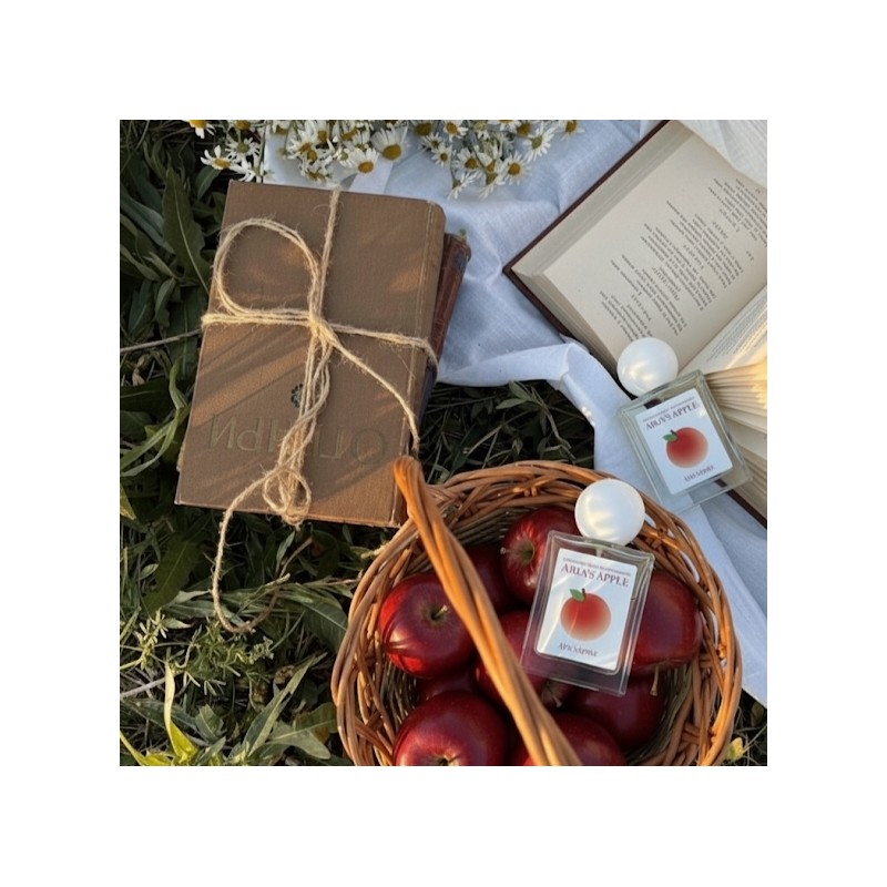 Arya's Apple |Sweet apples freshly picked from the orchard at