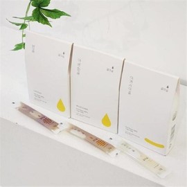 Honey Drink Honey Stick Domestic Natural Honey Honey 3 Type Mix Gift Set (Acacia Wildflower Chestnut) 12g Total 30 Packets (41350327) / 꿀마실 꿀스틱 국내산 자연 벌꿀 허니 3종혼합 선물세트(아카시아야생화밤) 12g 총30포 (41350327)