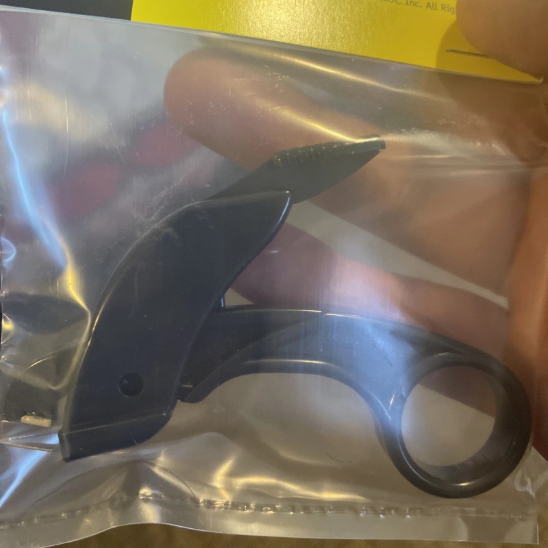 Galiot Staple Shark Staple Remover Galiot Black