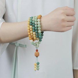 Mansiyuyee Colorful Bodhi Seed 108 Mala Beads Bracelet for Women with Praying Hands Buddhist Prayer Beads Necklace