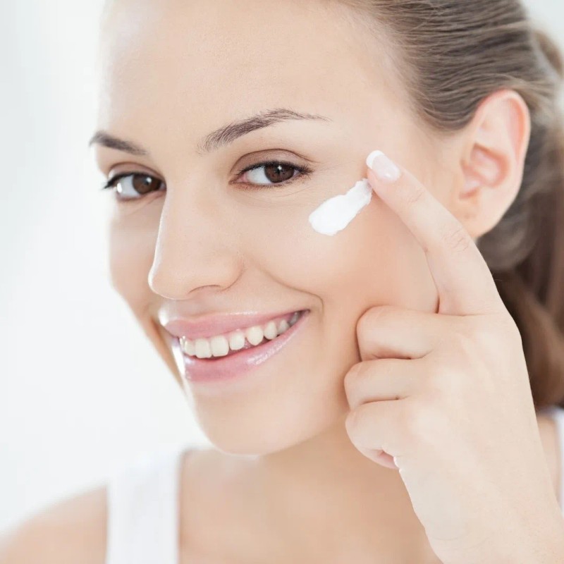 Crema Facial Despigmentante Día.mixta A Grasa 50gr. Laguede