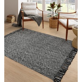 Collive Comfy Area Rug 4' x 6', Black/Cream Woven Cotton Bedroom Rugs, Modern Indoor Accent Mats Floor Carpet with Tassel for Living Room, Nursery Room, Dining Room, Bedside, Office, Patio Decor