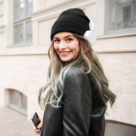 LINSOCLE Women's Winter Warm Beanie Hat, Women's Cuffed Beanie, Unisex Warm Knitted Hat Satin Lined Thermal Winter Hat, black