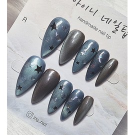 [In-store special discount] Y2K Unique Blue Cosmic Nail Tips - Almond / [입점초특가할인]Y2K 유니크한 블루 우주네일팁 - 아몬드