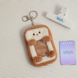 runrayay Cute Plush Kpop Photocard Holder with Keychain, Cartoon Bear Photo Sleeve ID Bank Credit Card Holder Protector, Brown Toast