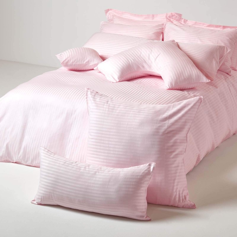 HOMESCAPES Pink Pure Egyptian Cotton Oxford Pillowcase Standard Size 330