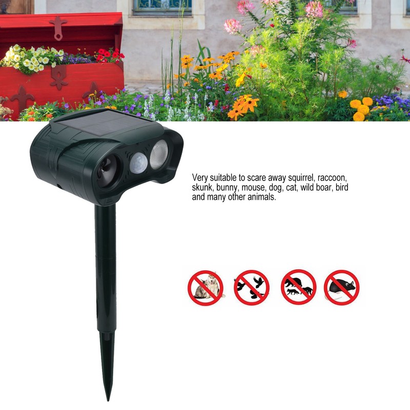 Ultrasonic Animal Repeller Solar Powered Cats Dogs Mouse Repellent for