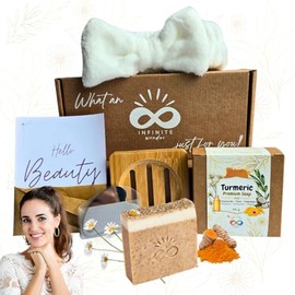 KIT BEAUTY | Set de Belleza orgánica: Jabón de cúrcuma esencial, jabonera, gua sha, diadema de spa y tarjeta | Artesanal, nutritivo y relajante. Cuidado personal | Regalo cumpleaños para amiga, mujer, mamá, maestra, navidad, corporativo, empresarial.
