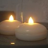 Vela flotante impermeable sin llama, funciona con pilas, luz LED
