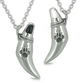 Amulets Love Couple Wolf Tooth Paw Lucky Charms Simulated Onyx White Simulated Cats Eye Pendant Necklaces