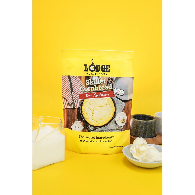 Lodge Cast Iron Skillet Cornbread - Pair with Cast Iron