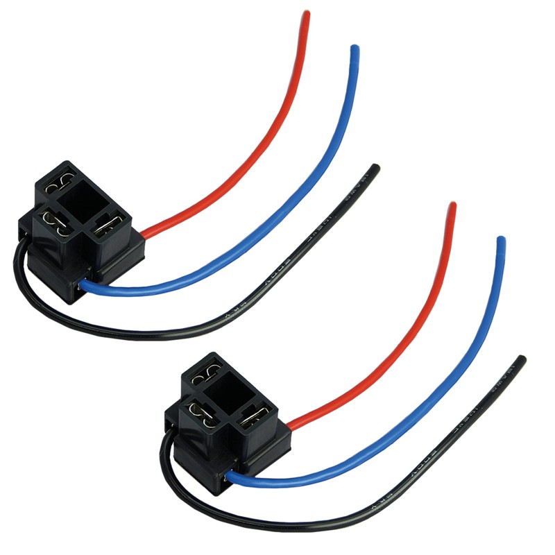 L & P Car Design 2 x H4 Lamps Socket