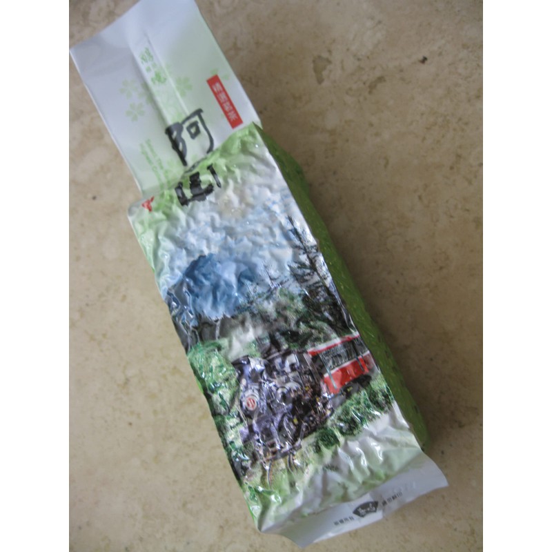 8.0 Oz (230 g) Taiwan Ali-Shan Oolong Tea/ Green Tea