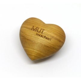 Thankgoods worry stone, say it with a heart, “MUTmacher!” (German language product)