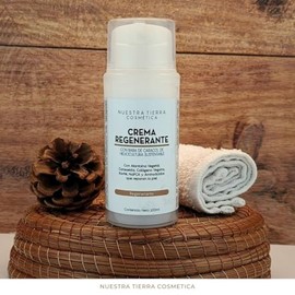 Nuestra Tierra Cosmética Crema Regenerante con Baba de Caracol, Alantoína Vegetal, Consuelda, Colágeno Vegano, Karité, NaPCA y Aminoácidos, 100ml     