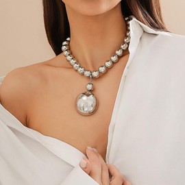 BERYUAN Women Vintage Big Beads Dangle Necklace Big Beads Collar Necklace Gothic Silver Gold Pearl Beads Choker Necklace Chunky Statement Necklace for Women (silver)