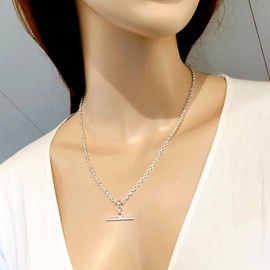 Source 20 inch T-bar Pendant Necklace with 925 Silver plated 3mm Oval Rolo Chain
