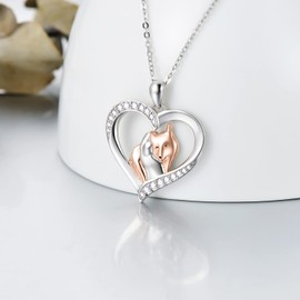 SIMONLY Wolf Necklace 925 Sterling Silver Wolf Pendant Wolf Gifts Jewelry for Women