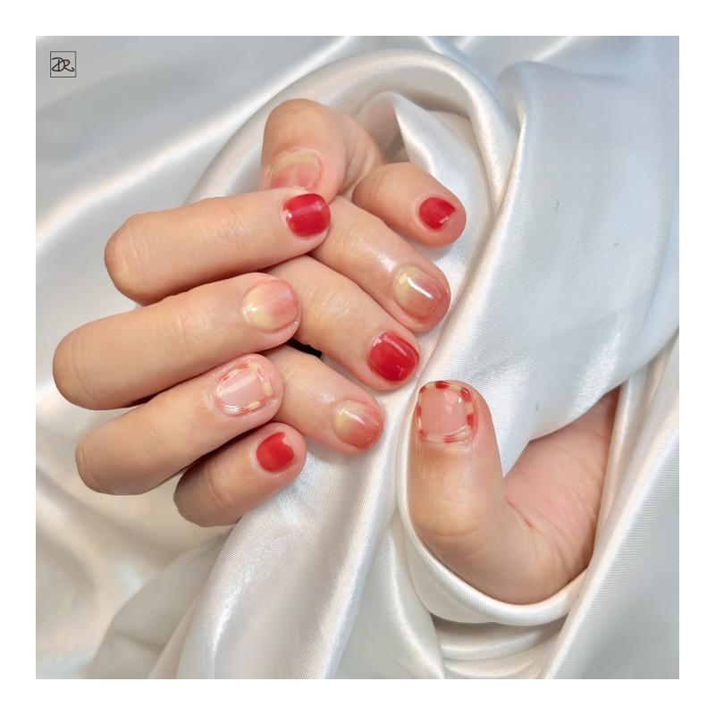 Dara Beauty 2024 November Art of the MonthMink Marble Nail❣