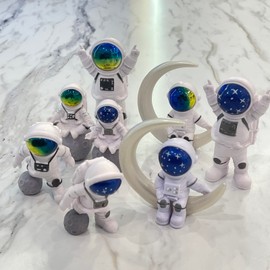 LUOZZY 8 piezas de cifras de astronauta para tartas, decoración de astronauta en miniatura, juguetes de astronauta para decoración de tartas espaciales para decoración de fiestas temáticas espaciales
