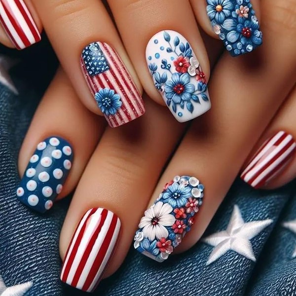 24Pcs Independence Day Flowers Press on Nails Short Square 4th