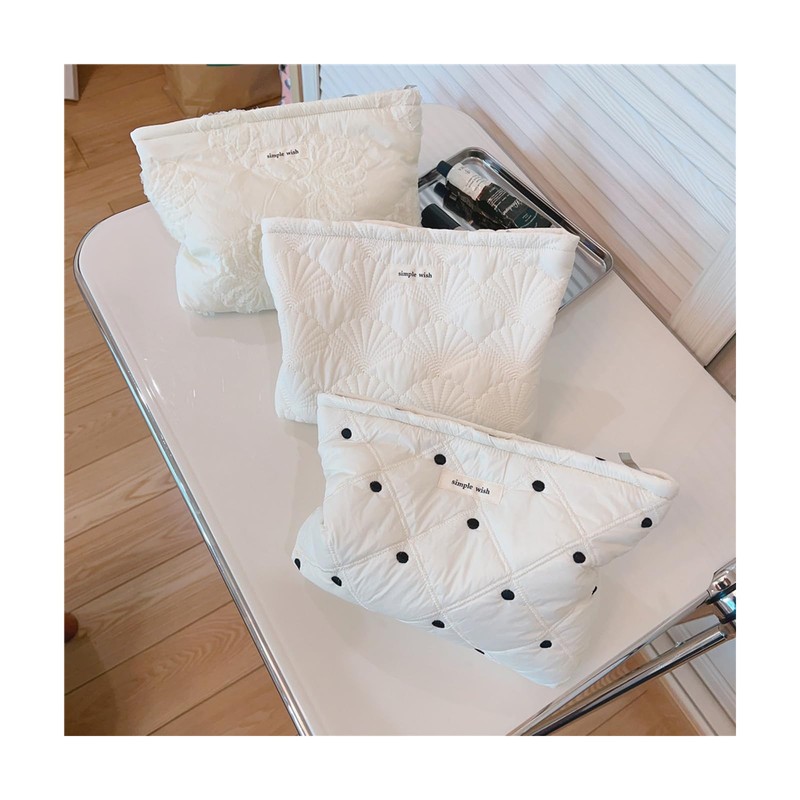 uekeboag White Quilted Cotton Makeup Pouch,Coquette Quilted Toiletry Bag for