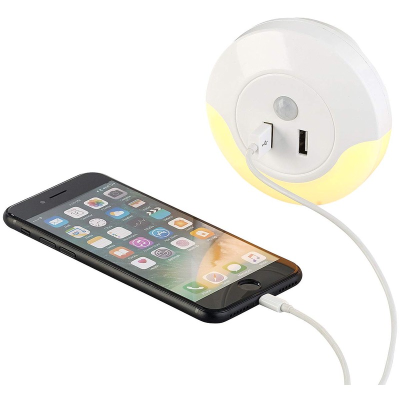 Luminea USB Power Supply: LED Socket Night Light with PIR