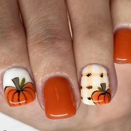 Thanksgiving Press on Nails Fall Short Square Fake Nails with Designs Pumpkin Orange Glue on Nails 24 Pcs Reusable Stick on Nail for Women WYFHDT
