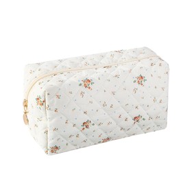 Makeup Bag Quilted,Cotton Cosmetic Pouch,Large Floral Make Up Bag for Women,Cute Flower Travel Toiletry Bag Organizer Portable for Purse,Floral White