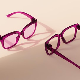 Eyekepper Photochromic Sunglasses for Women with Metalless Screwless Spring Hinges Green Frame