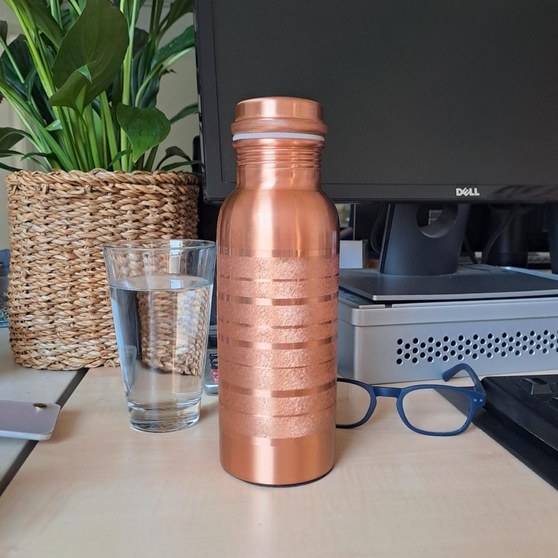 DAYASA Copper Bottle 650/950 ml - Unique Designs to Energise