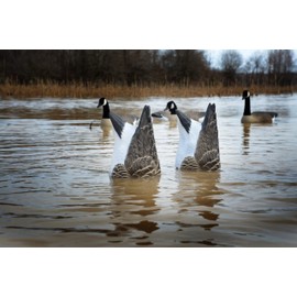 Higdon Outdoors Magnum Canada Goose Butt Decoys 2 Pack, Multi