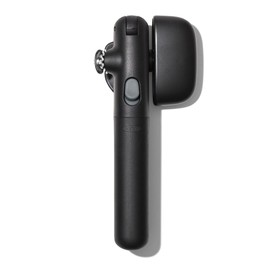 OXO Good Grips Lock & Go Can Opener, Manual Can Opener with Locking Arms and Easy-Release Button, Handheld Kitchen Gadget, Compact Kitchen Utensil for Everyday Use