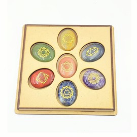 Precious Pebble 7 Chakra Healing Stones Set with Wooden Display Box, Natural Crystal Palm Stones with Sacred Symbols, Healing Crystals, Balancing, Tumbled Palm Stone, Touchstone, Meditation