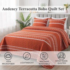 Andency Terracotta Quilt Set Oversized King (118x120 Inch), 3 Pieces(1 Striped Triangle Printed Quilt and 2 Pillowcases), Burnt Orange Bohemian Summer Lightweight Reversible Bedspread Coverlet Sets