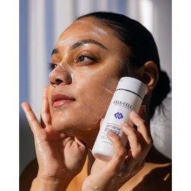 CELLBYCELL Polvo Enzimático Suave Limpiador Exfoliante Suave En Polvo Que Crea Espuma Para Combatir Las Impurezas, Tonificar E Hidratar 60 G