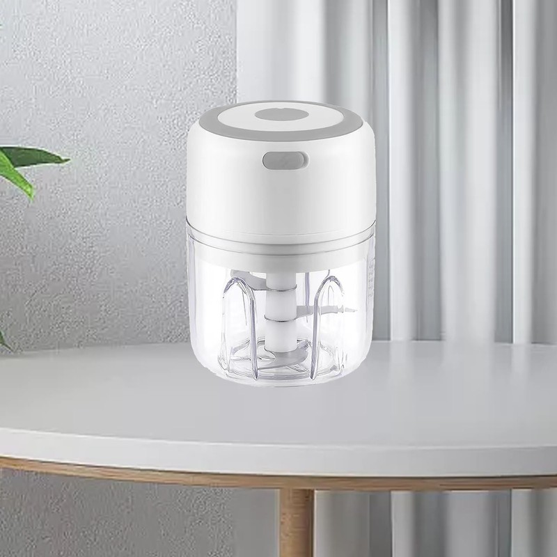 Electric Garlic Chopper 250ml Cordless Operation Multifunctional Detachable Mini Food