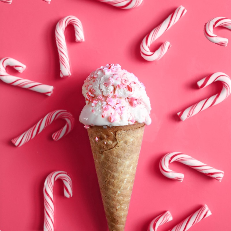 Crushed Peppermint Candy Pieces, Red & White, Mint Flavored Bits