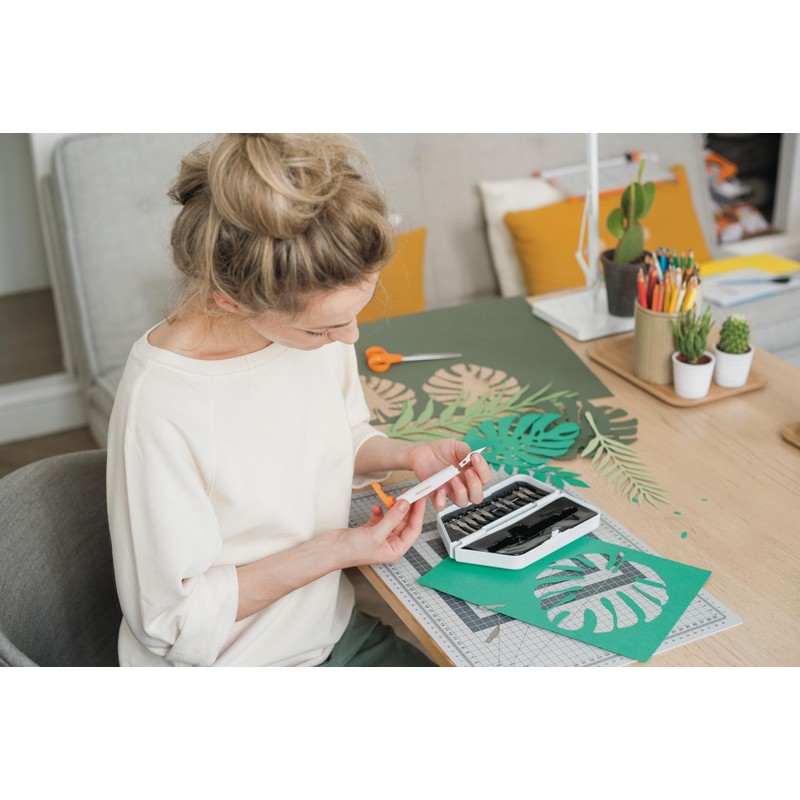 Fiskars precision blade
