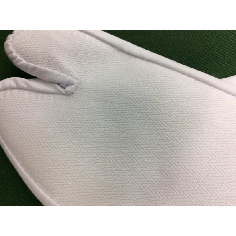 [Fukusuke] White Tabi 3462-008 Special Broad 4-Clasp Bleached Lining 8.7