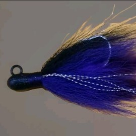 black and purple custom bucktail  with feathers and flash. - Colour: 3/4oz