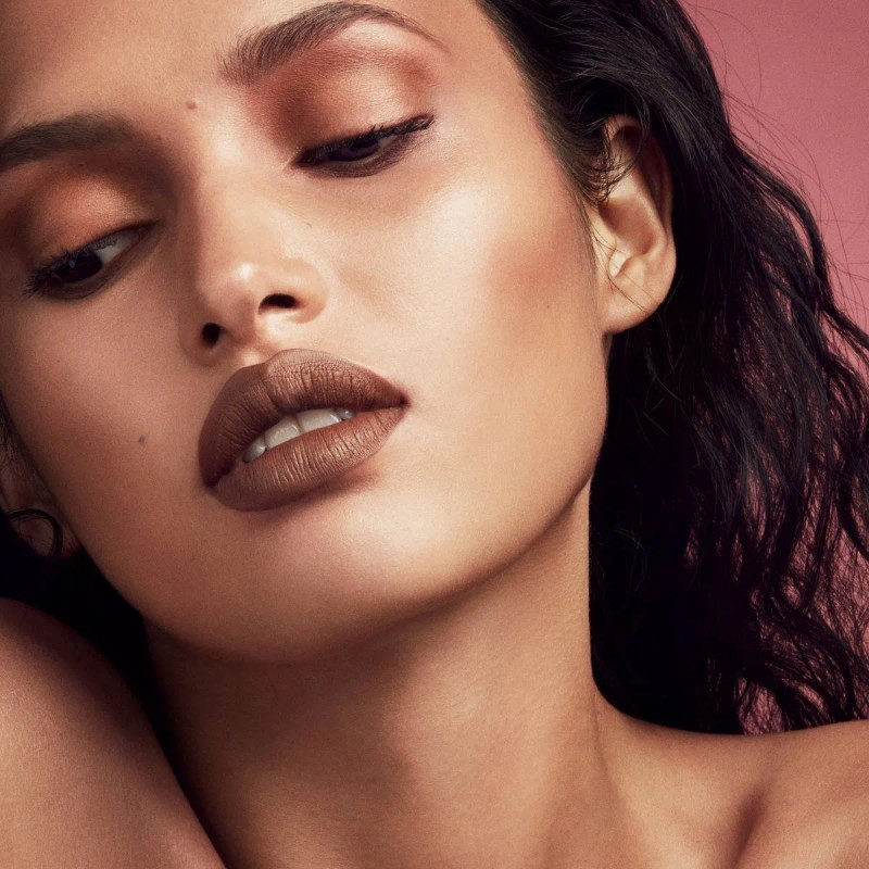 Fenty Beauty Stunna Lip Paint Mini Larga Duración Mate Color