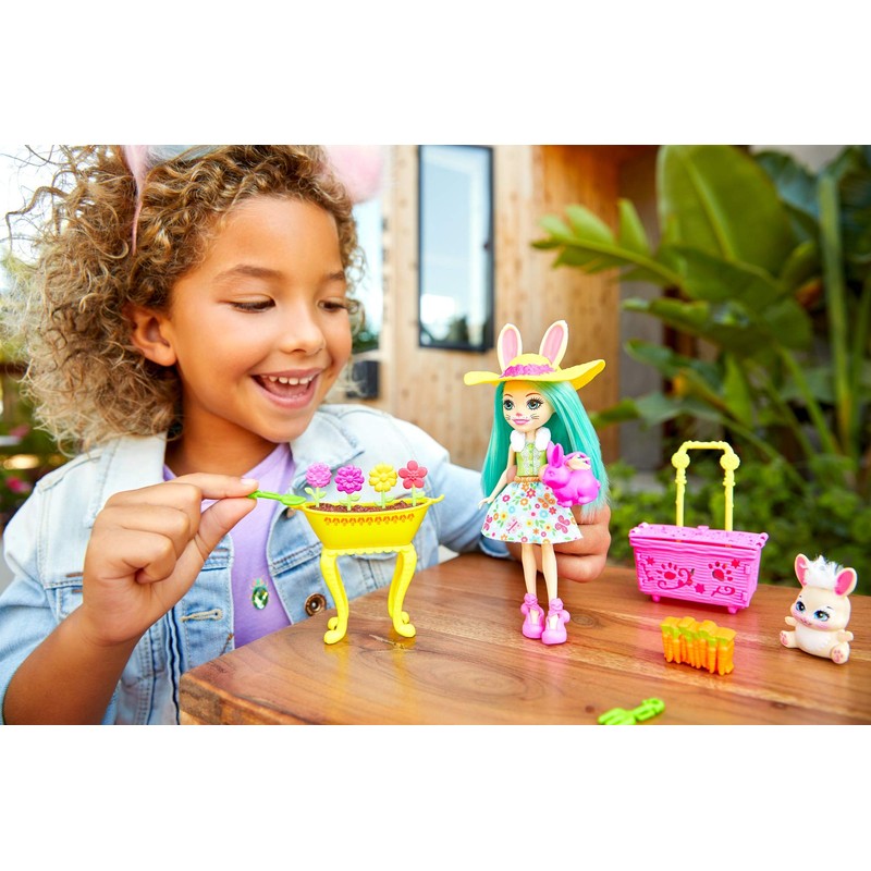 ENCHANTIMALS BUNNY BLOOMS PLAYSET WITH FLUFFY BUNNY DOLL & MOP